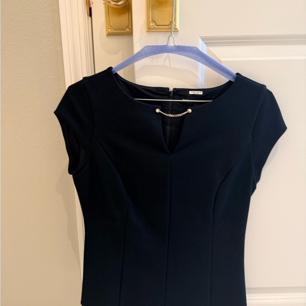 White House Black Market Black Cap-Sleeve Structured Top with Chain Detail